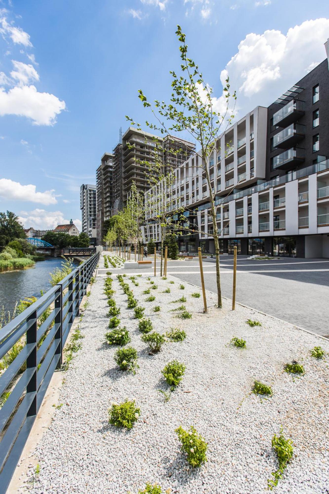 Family House By The River Odra -Panoramic Terrace - 3Room Apartment With 2 Separate Bedrooms And 2 Balconies By Wroapart-Pl- Perfect For Family & Business Stays Wroclaw Ngoại thất bức ảnh