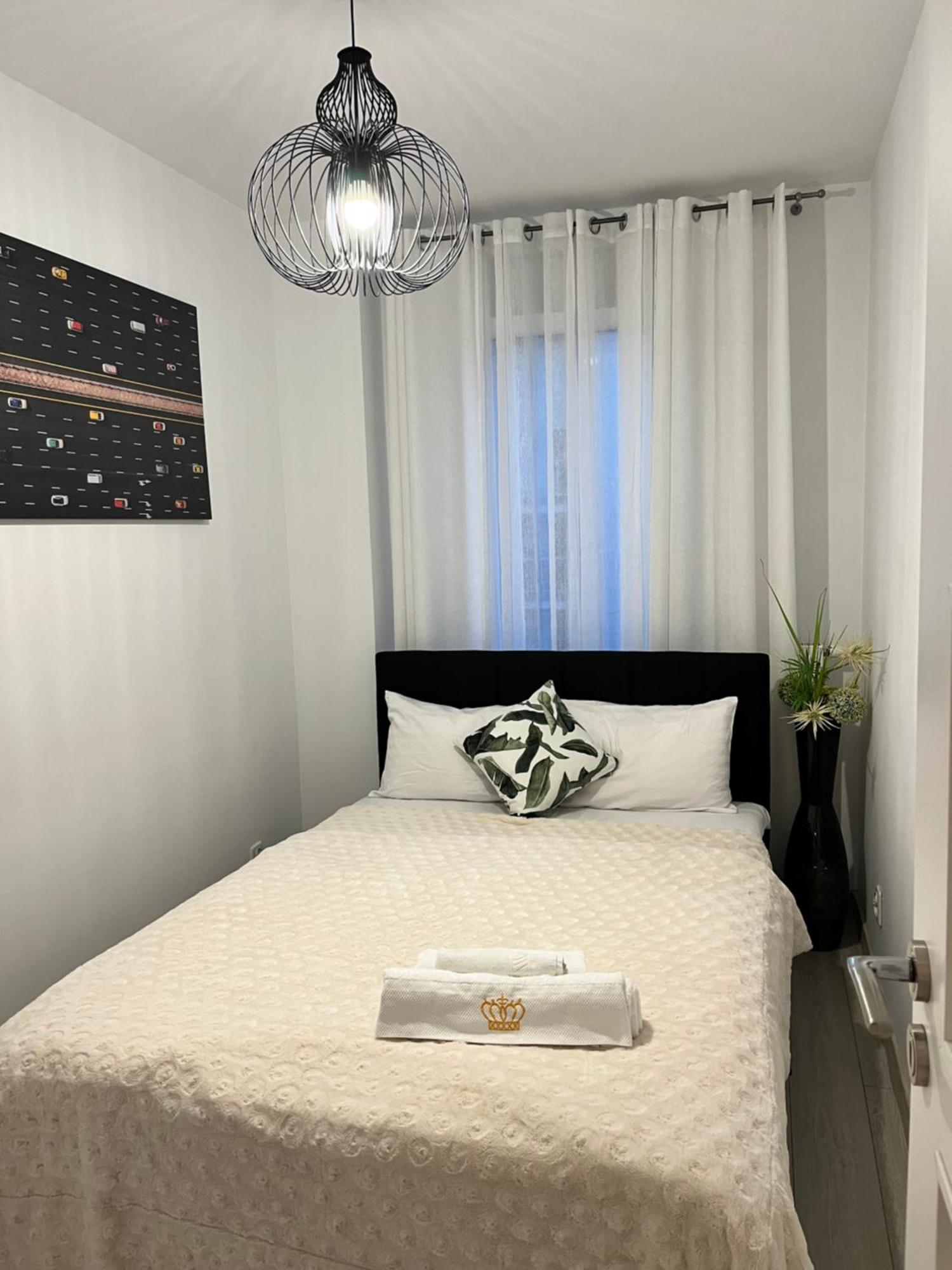 Family House By The River Odra -Panoramic Terrace - 3Room Apartment With 2 Separate Bedrooms And 2 Balconies By Wroapart-Pl- Perfect For Family & Business Stays Wroclaw Ngoại thất bức ảnh