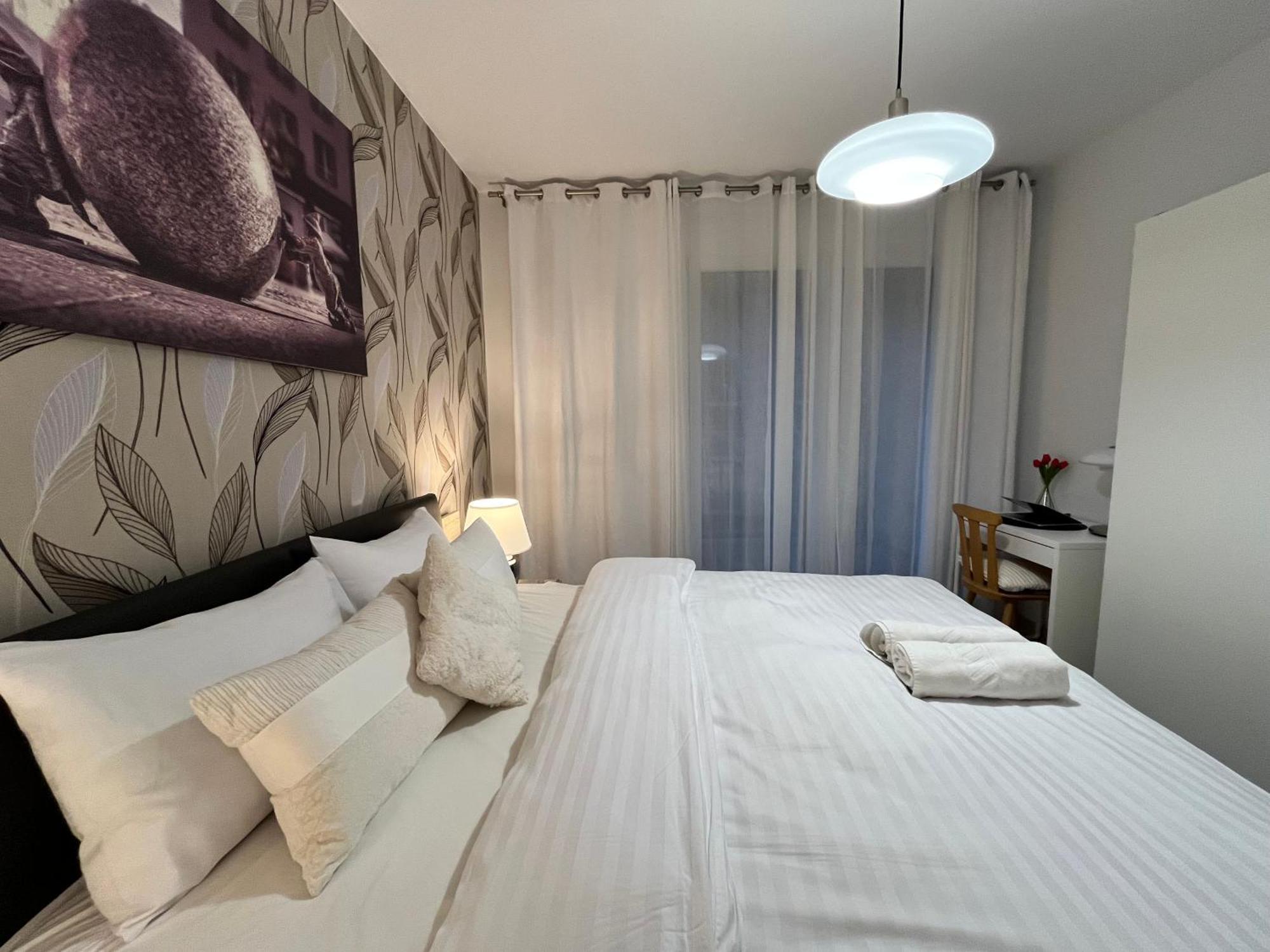 Family House By The River Odra -Panoramic Terrace - 3Room Apartment With 2 Separate Bedrooms And 2 Balconies By Wroapart-Pl- Perfect For Family & Business Stays Wroclaw Ngoại thất bức ảnh