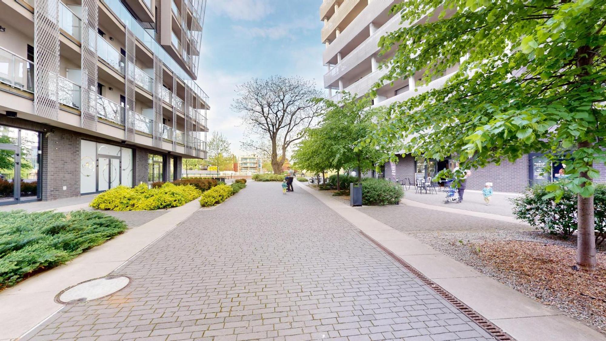 Family House By The River Odra -Panoramic Terrace - 3Room Apartment With 2 Separate Bedrooms And 2 Balconies By Wroapart-Pl- Perfect For Family & Business Stays Wroclaw Ngoại thất bức ảnh